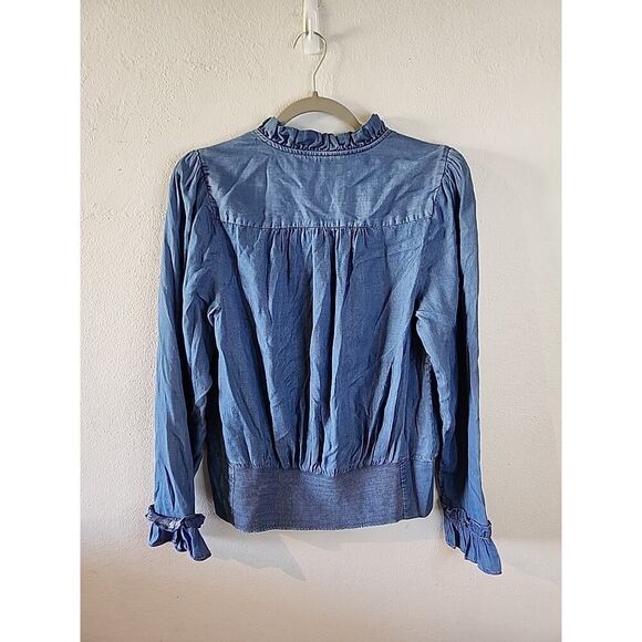 Karl Lagerfeld Paris Denim Chambray Button-Down Blouse Size M - Picture 4 of 4